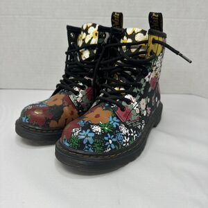 Dr. Martens Youth Delaney Wander Aw004 Multicolor Floral Boots Kids Size 1 US